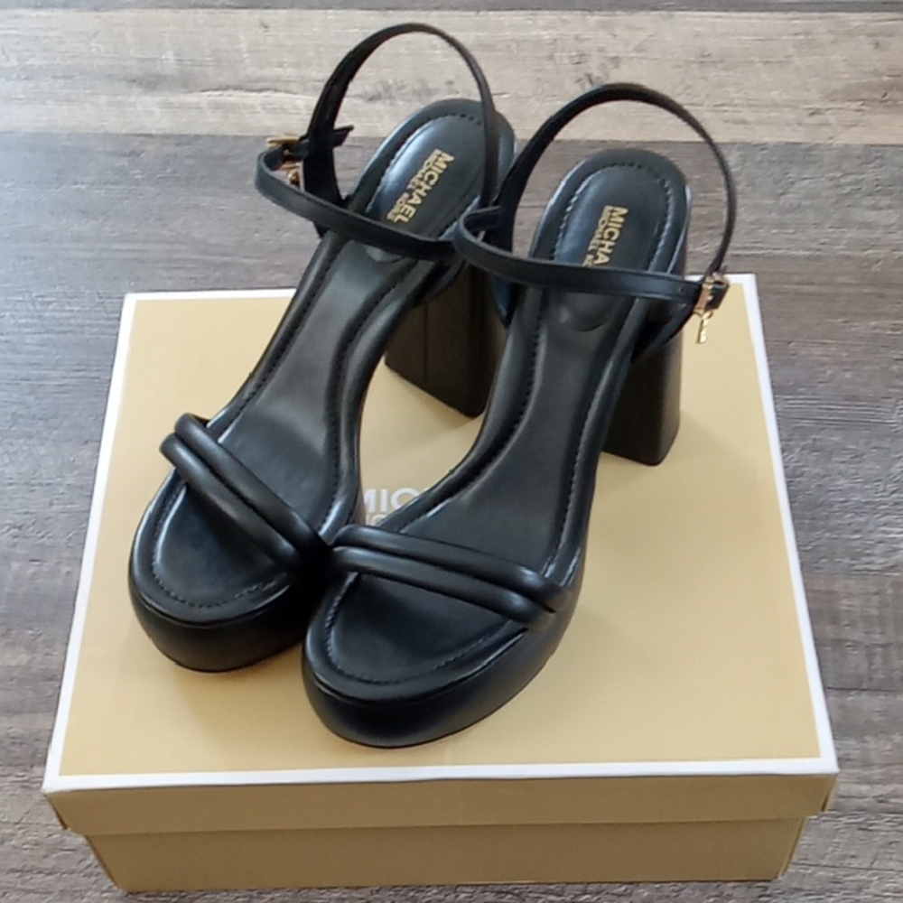 Michael Kors Women's Sandals-NEW